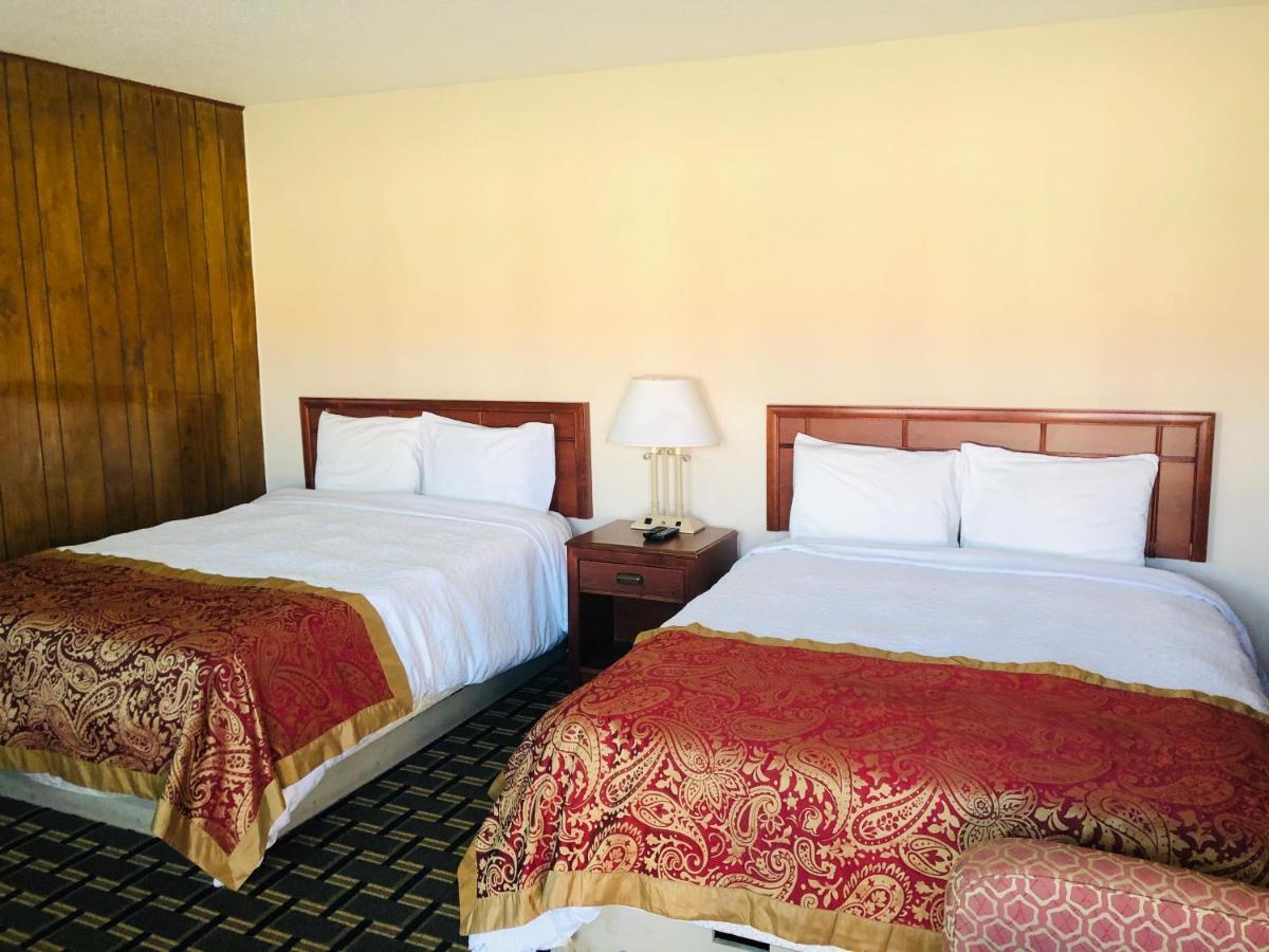 Big 12 Motel Broken Bow Extérieur photo