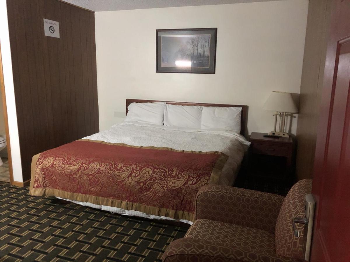 Big 12 Motel Broken Bow Extérieur photo