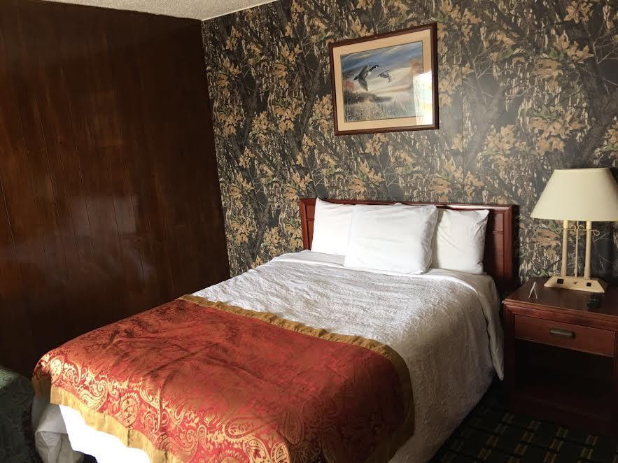 Big 12 Motel Broken Bow Extérieur photo